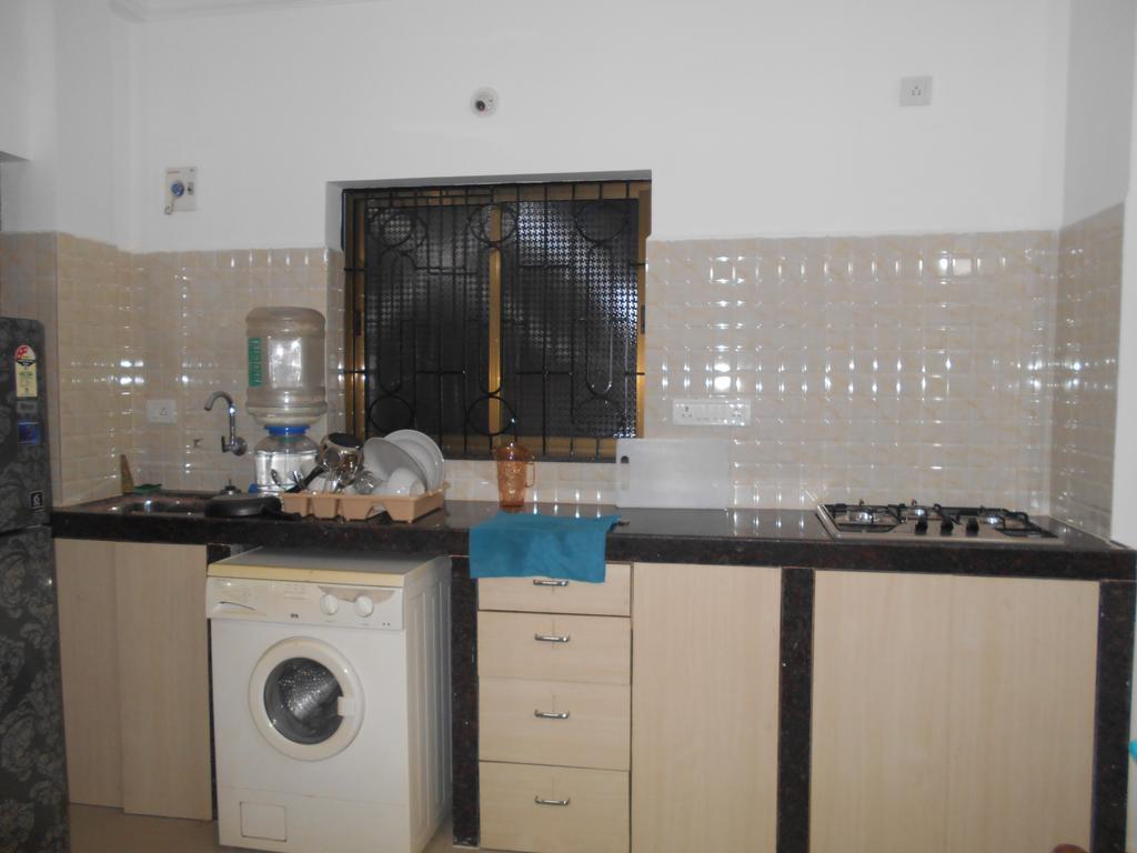 Esha Apartment Calangute Habitación foto