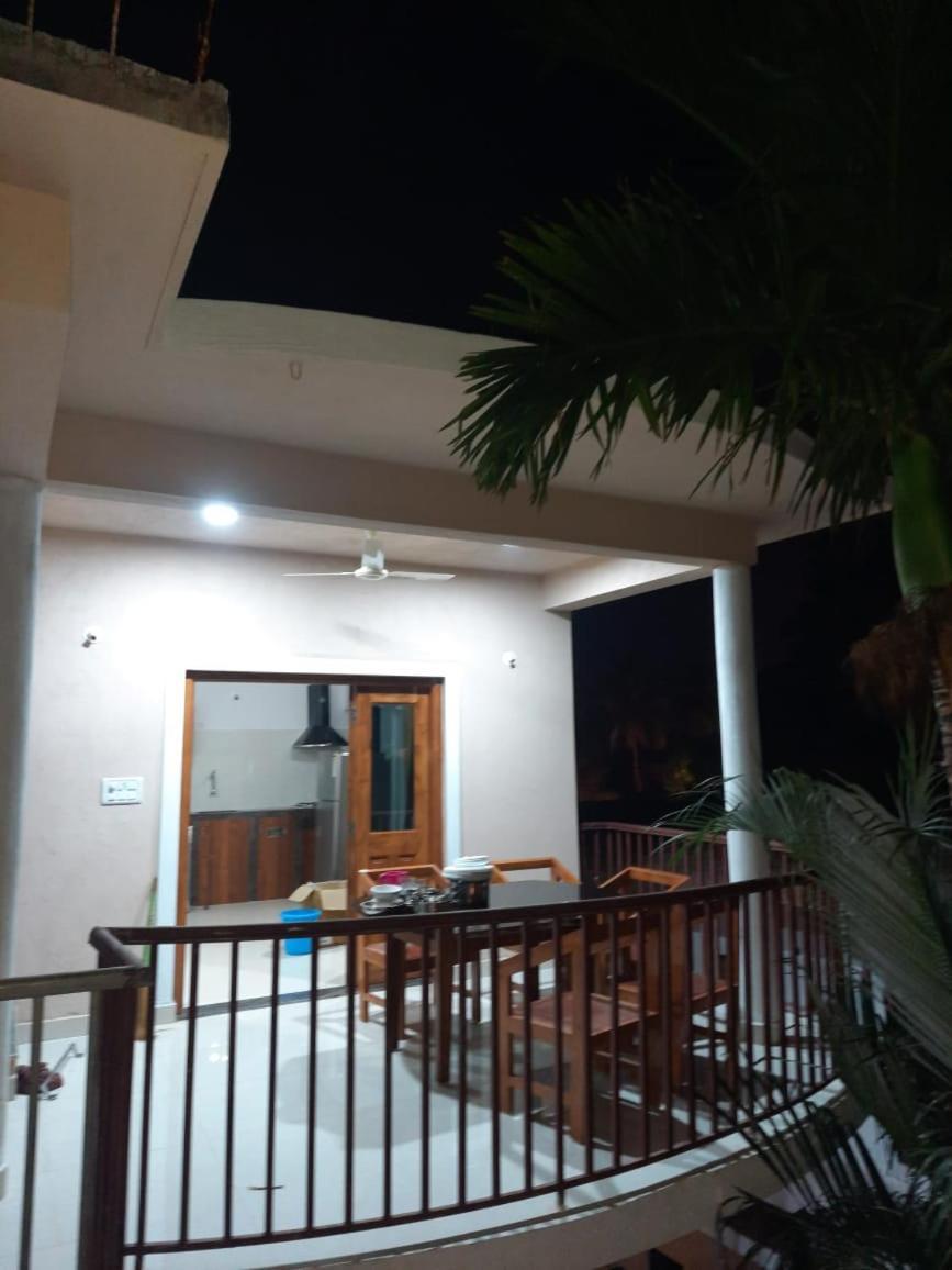 Esha Apartment Calangute Habitación foto